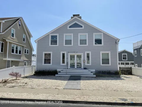 17 1st Avenue