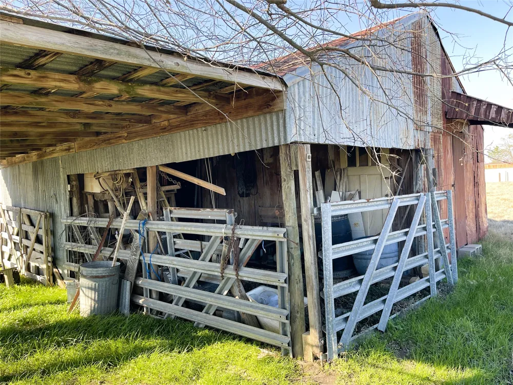 S Fm 80 S Teague, TX 75860