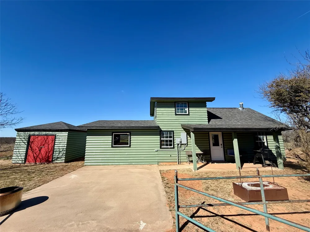 258 County Road 206 Ovalo, TX 79541