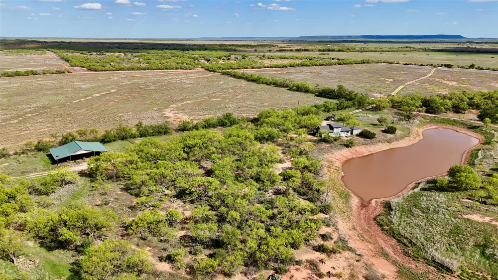 258 County Road 206 Ovalo, TX 79541