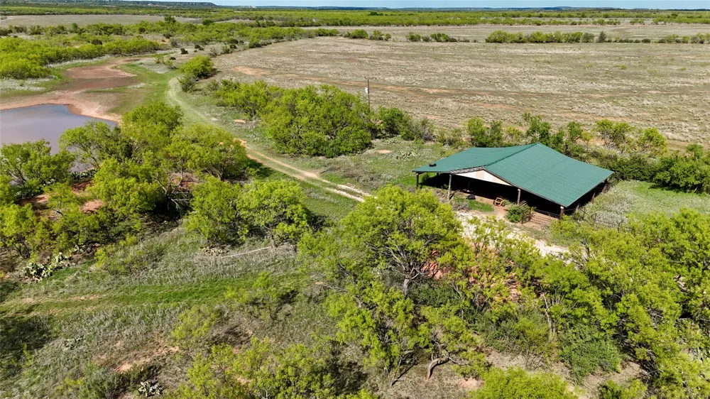 258 County Road 206 Ovalo, TX 79541