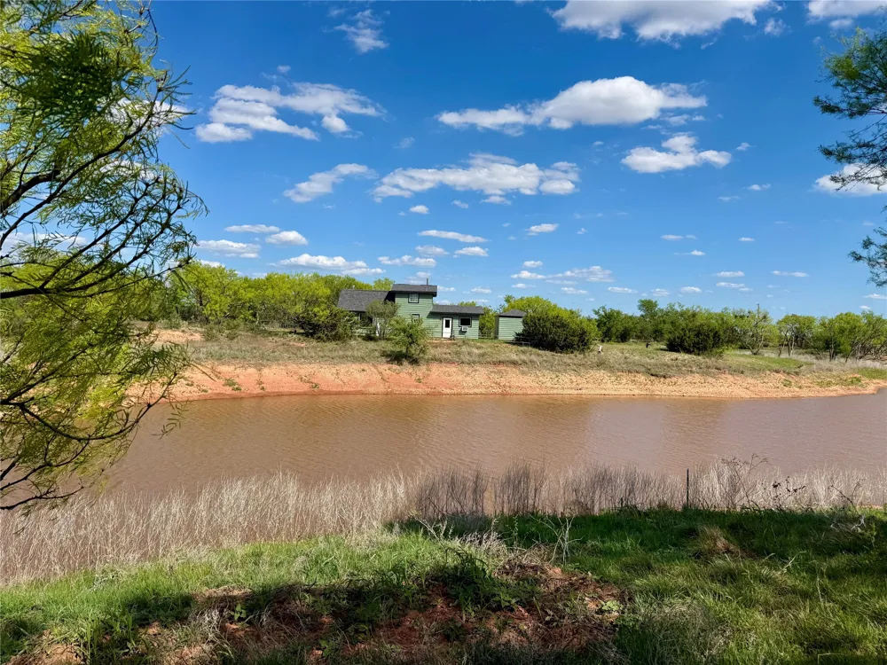 258 County Road 206 Ovalo, TX 79541