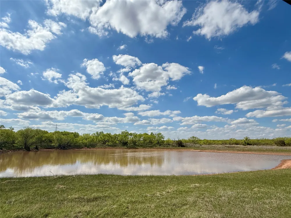 258 County Road 206 Ovalo, TX 79541