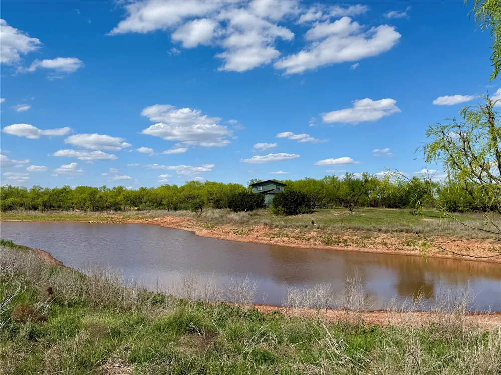 258 County Road 206 Ovalo, TX 79541