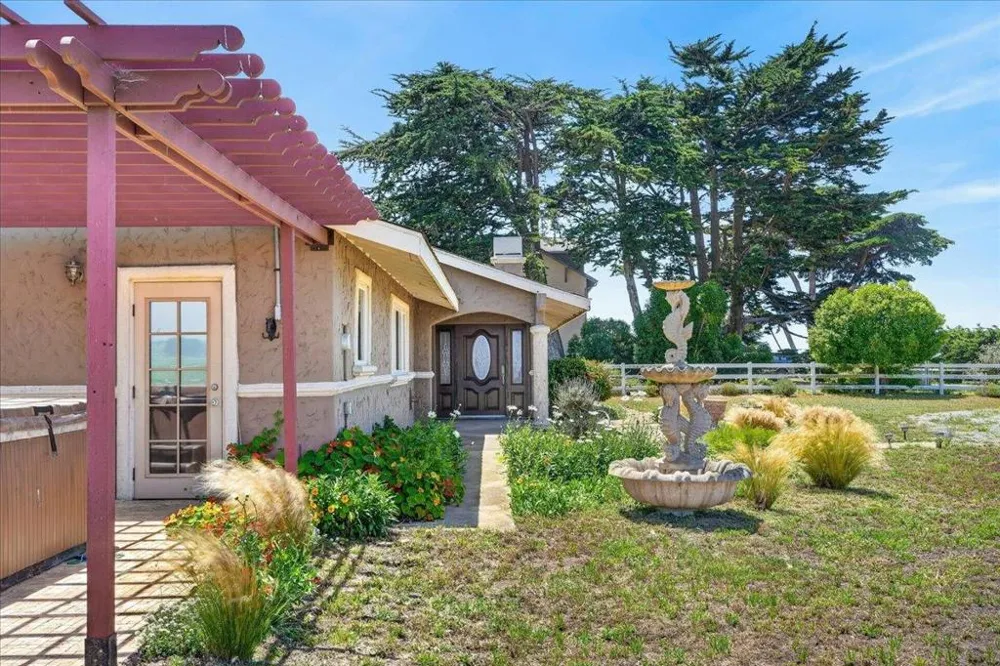 260 Giberson Road Moss Landing, CA 95039