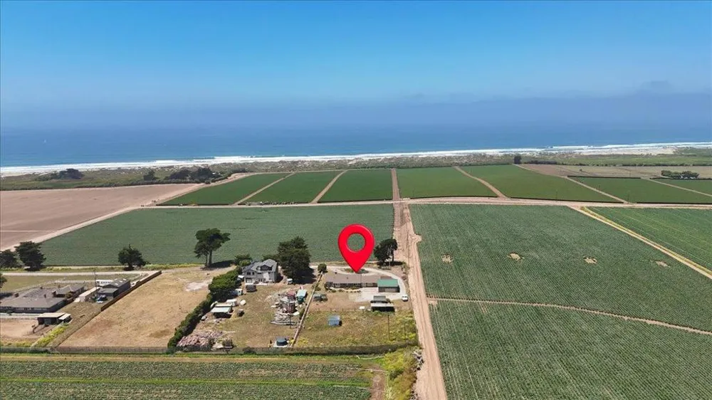 260 Giberson Road Moss Landing, CA 95039