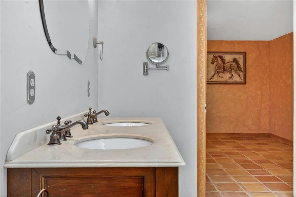 260 Giberson Road Moss Landing, CA 95039