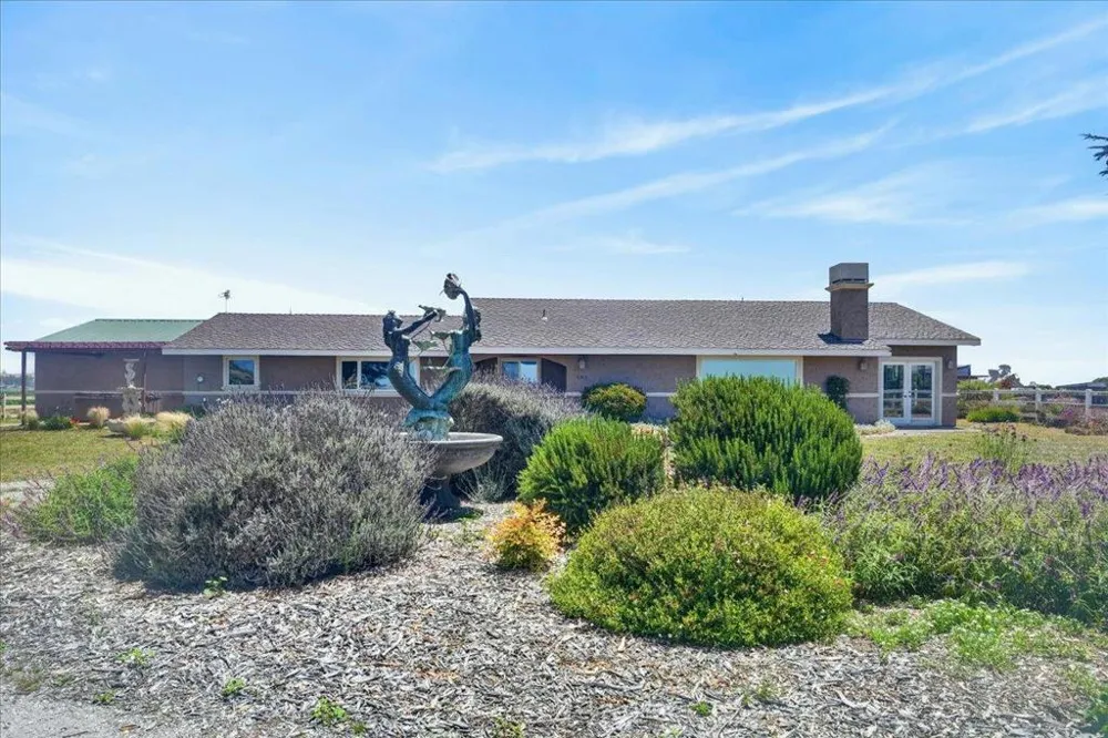 260 Giberson Road Moss Landing, CA 95039