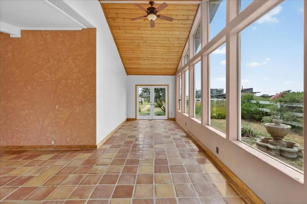 260 Giberson Road Moss Landing, CA 95039