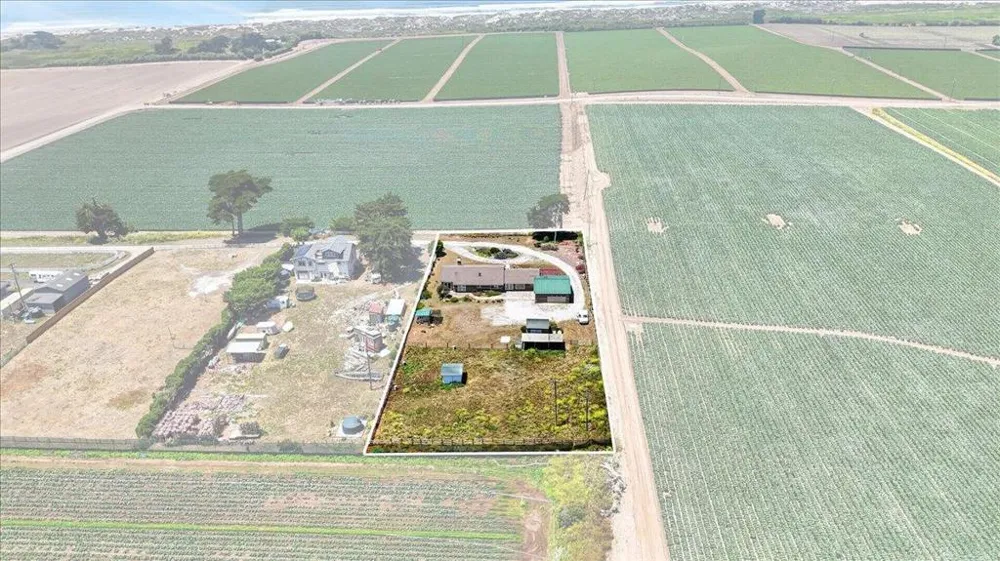 260 Giberson Road Moss Landing, CA 95039