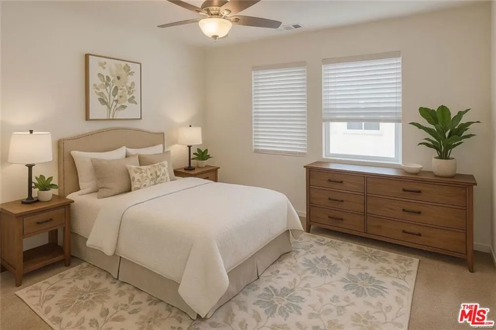 302 Limestone Lake Forest, CA 92610