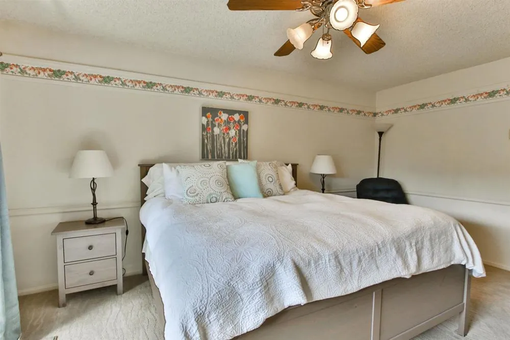 1068 Isabella Avenue Coronado, CA 92118