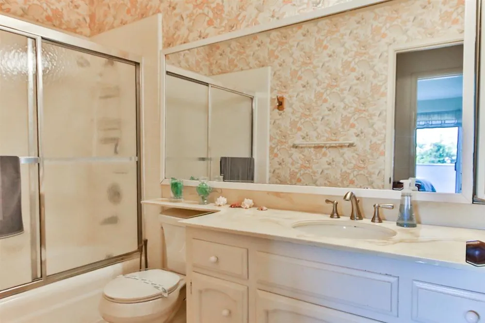 1068 Isabella Avenue Coronado, CA 92118