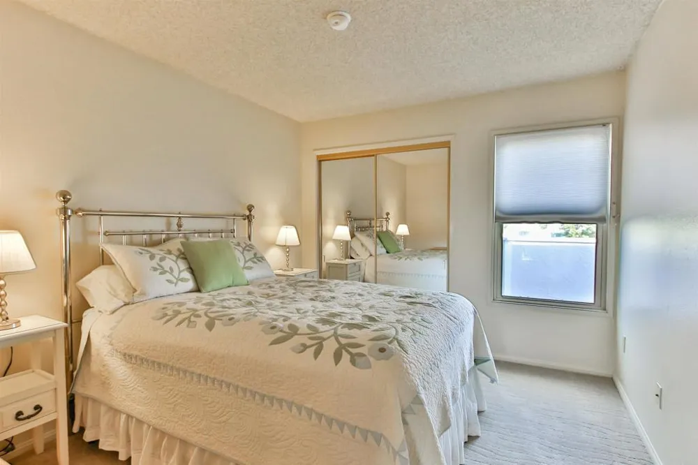 1068 Isabella Avenue Coronado, CA 92118