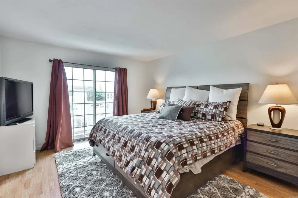 850 C AVENUE #4 Coronado, CA 92118