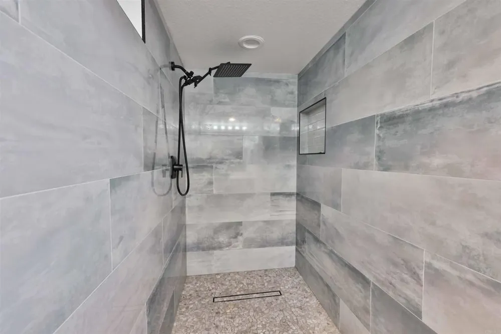 850 C AVENUE #4 Coronado, CA 92118