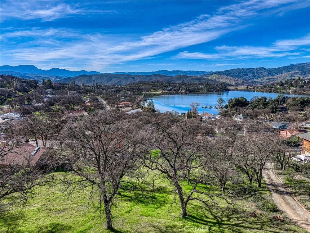 18954 Deer Hill Road Hidden Valley Lake, CA 95467