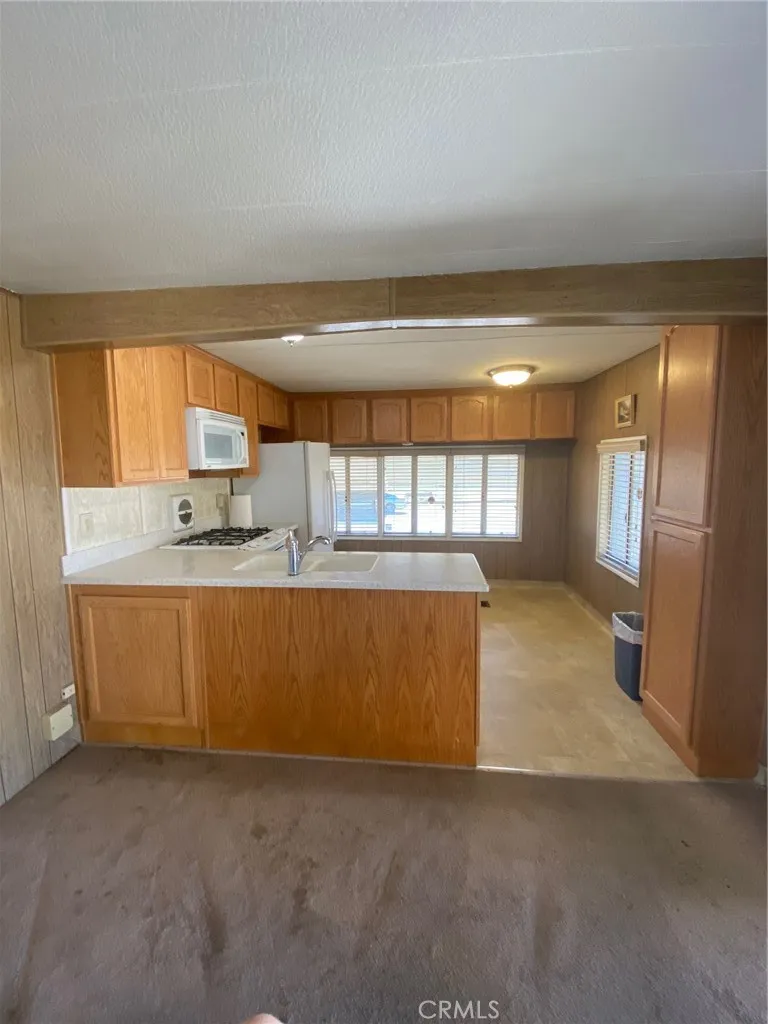 21705 John Street Perris, CA 92570