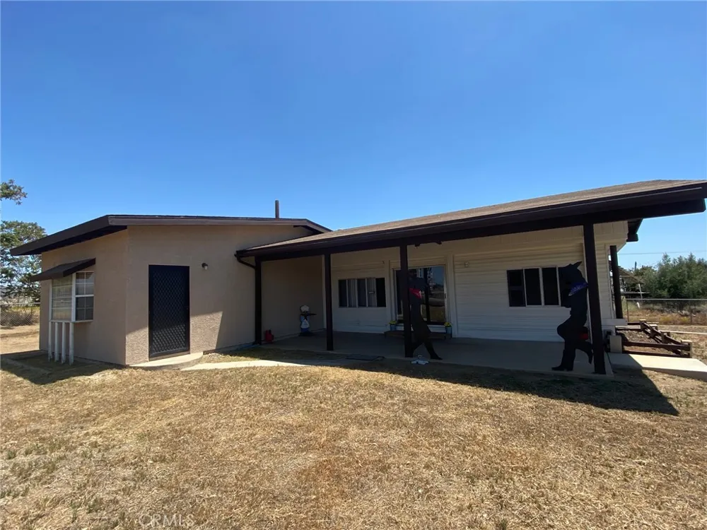 21705 John Street Perris, CA 92570