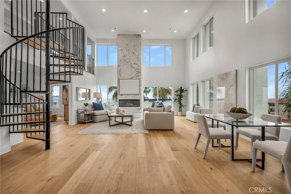 200 S Catalina Avenue #403 Redondo Beach, CA 90277