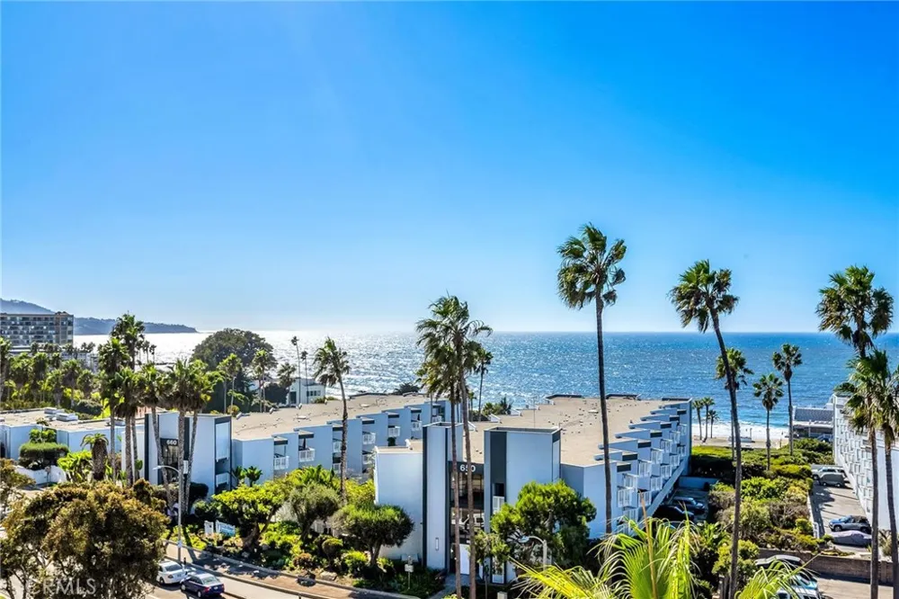 200 S Catalina Avenue #403 Redondo Beach, CA 90277