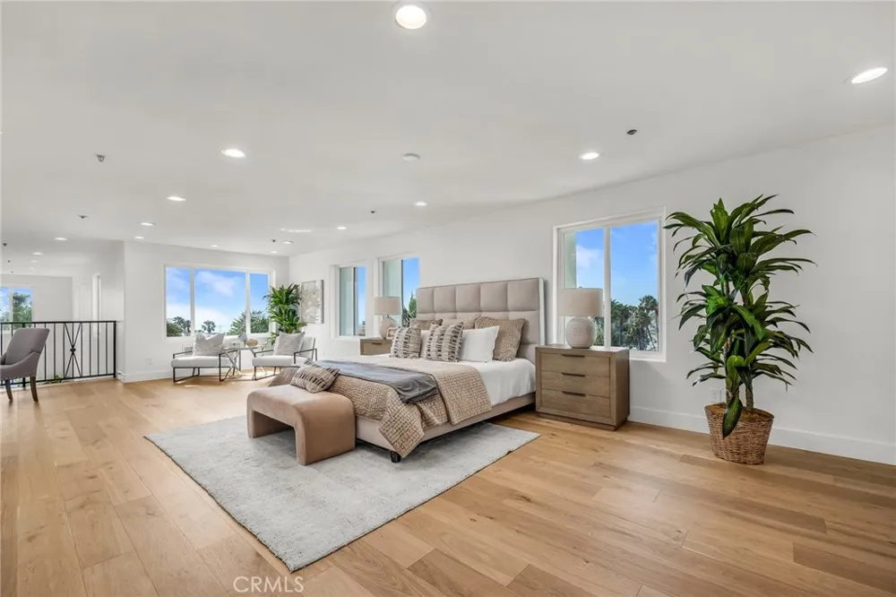 200 S Catalina Avenue #403 Redondo Beach, CA 90277