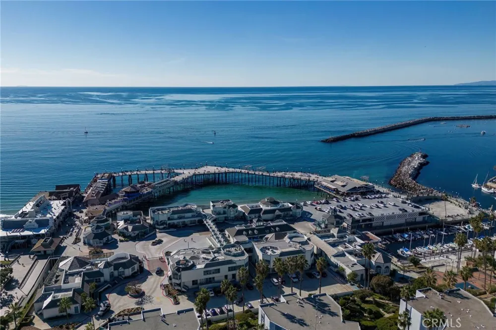 200 S Catalina Avenue #403 Redondo Beach, CA 90277