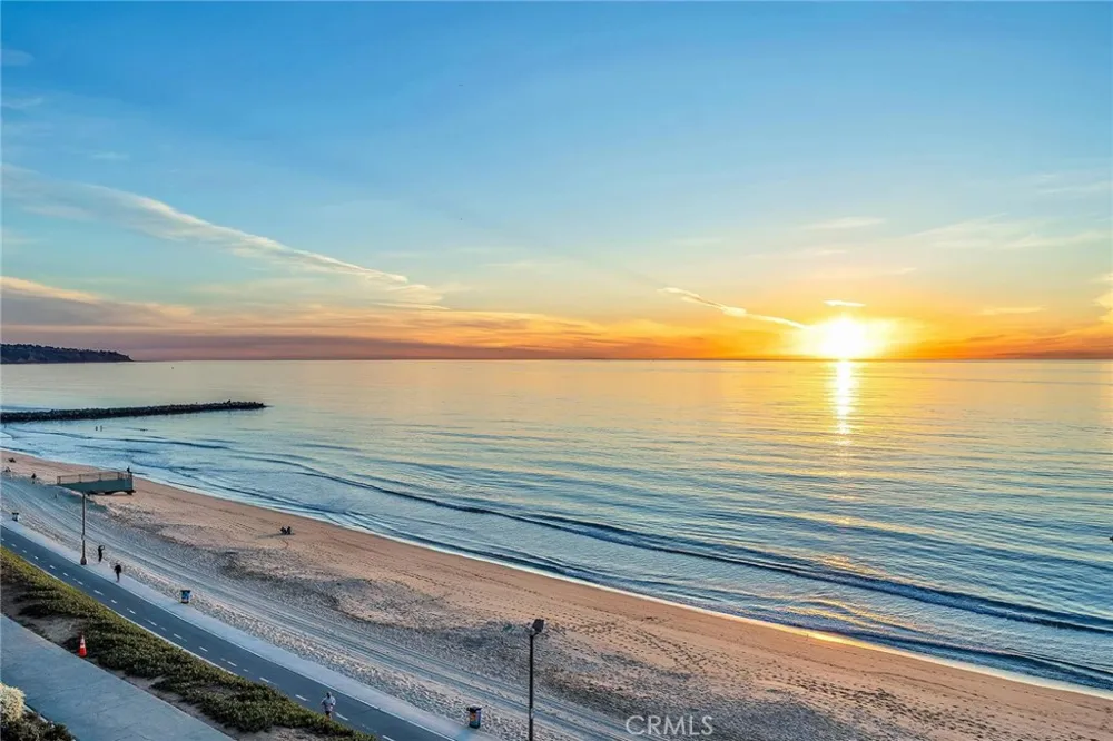 200 S Catalina Avenue #403 Redondo Beach, CA 90277