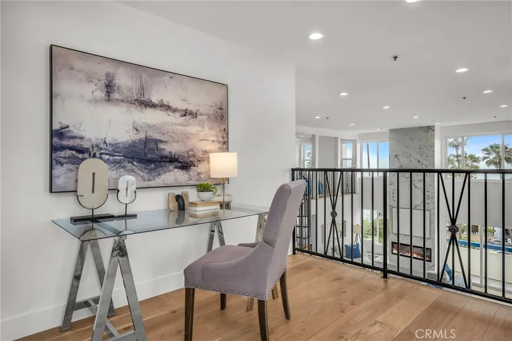 200 S Catalina Avenue #403 Redondo Beach, CA 90277