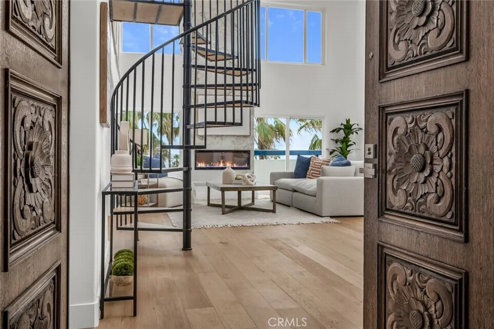 200 S Catalina Avenue #403 Redondo Beach, CA 90277
