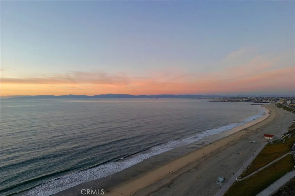 200 S Catalina Avenue #403 Redondo Beach, CA 90277