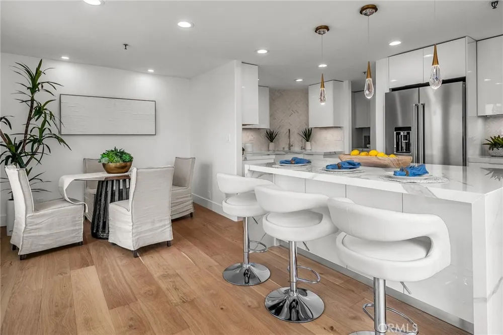 200 S Catalina Avenue #403 Redondo Beach, CA 90277