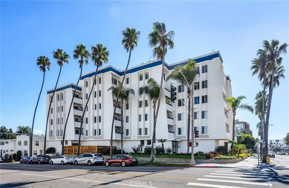200 S Catalina Avenue #403 Redondo Beach, CA 90277
