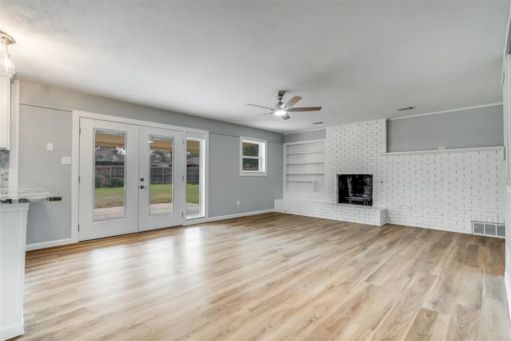 5113 South Drive Fort Worth, TX 76132