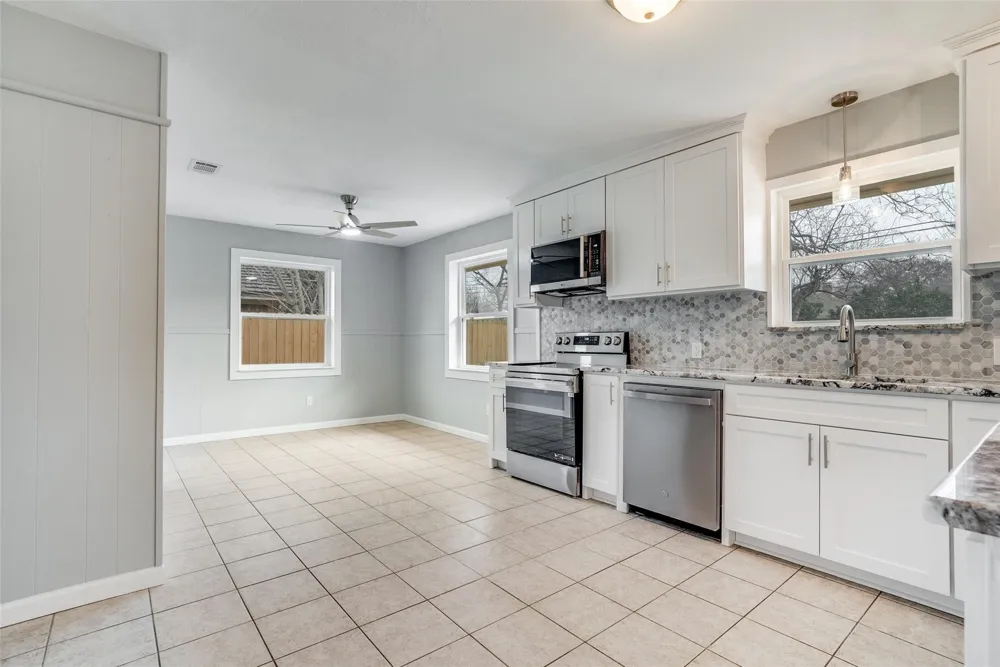 5113 South Drive Fort Worth, TX 76132