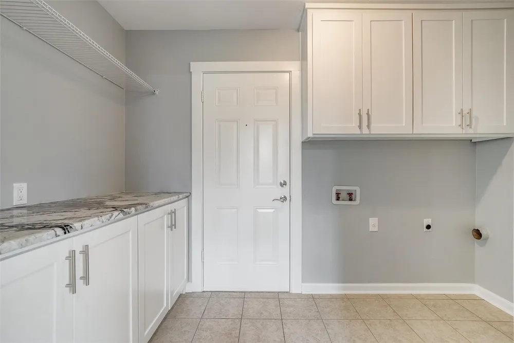 5113 South Drive Fort Worth, TX 76132