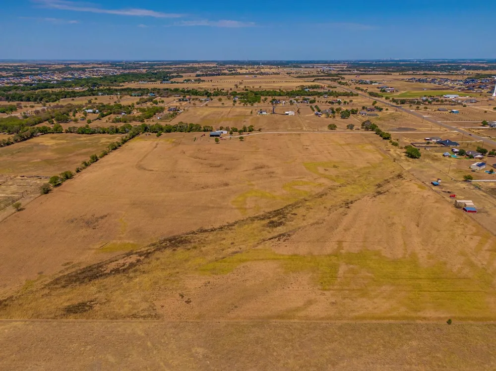 4031 Greathouse Road Waxahachie, TX 75167