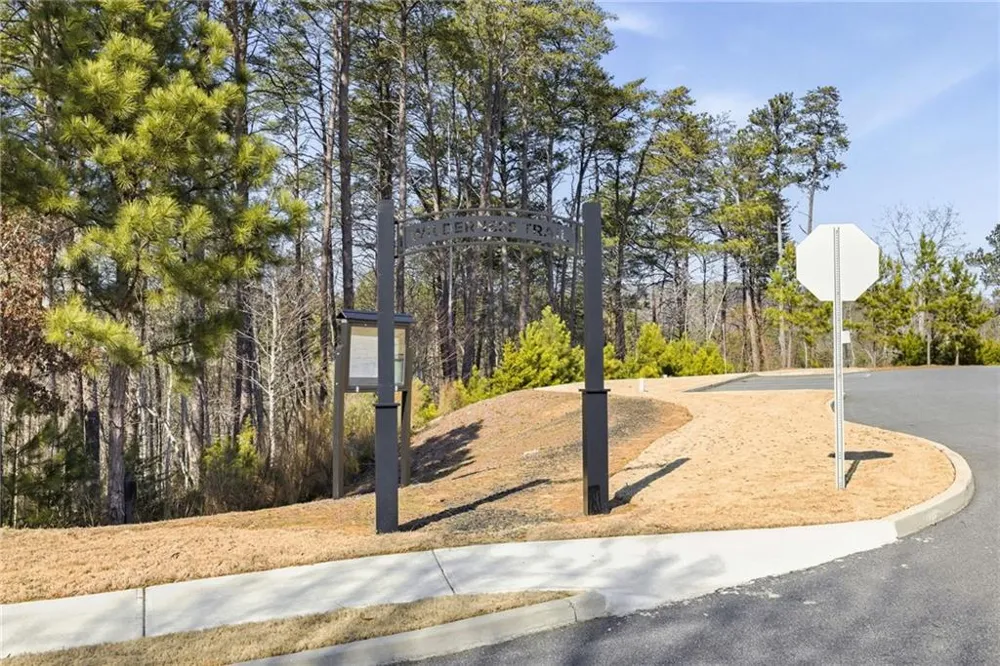285 Hillside Drive Waleska, GA 30183