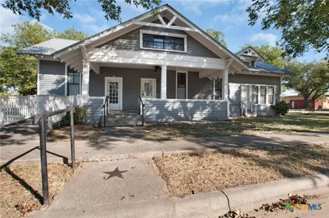 107 W 5th Street