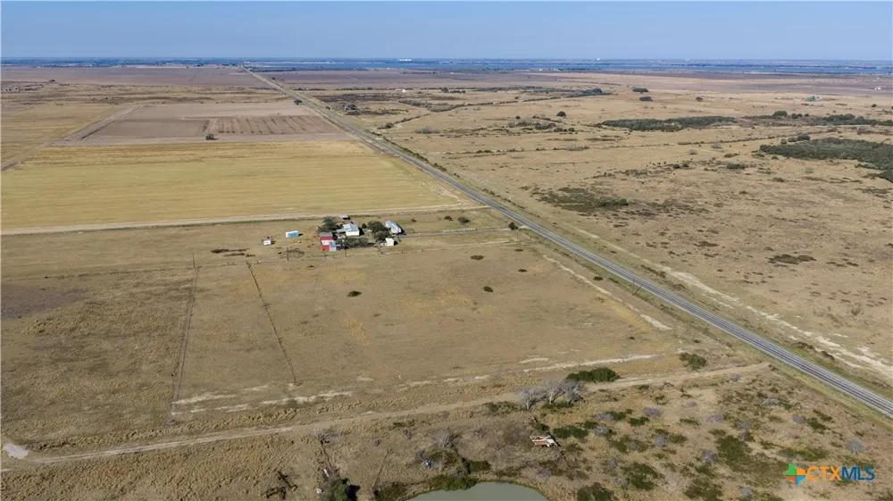 11795 Fm-3131 Lolita, TX 77971