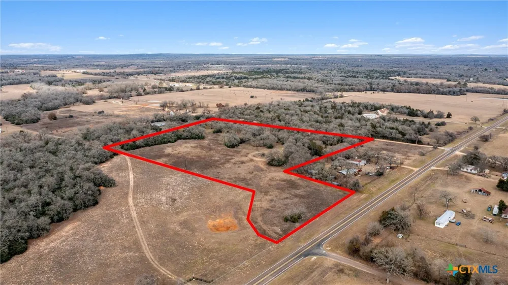 10151 County Road 303 Rockdale, TX 76567