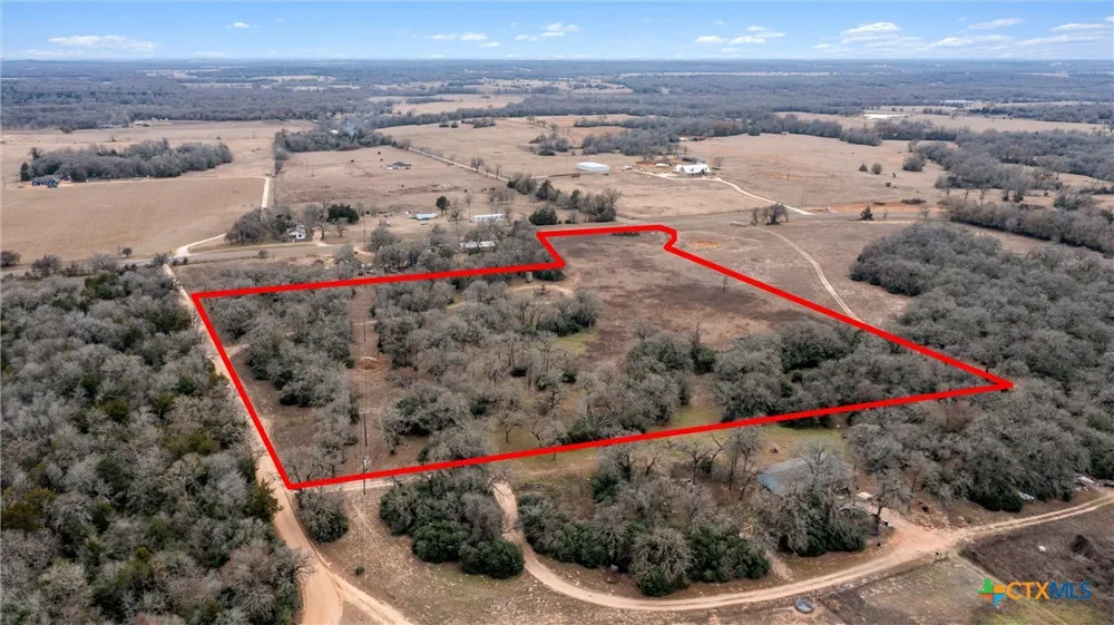 10151 County Road 303 Rockdale, TX 76567