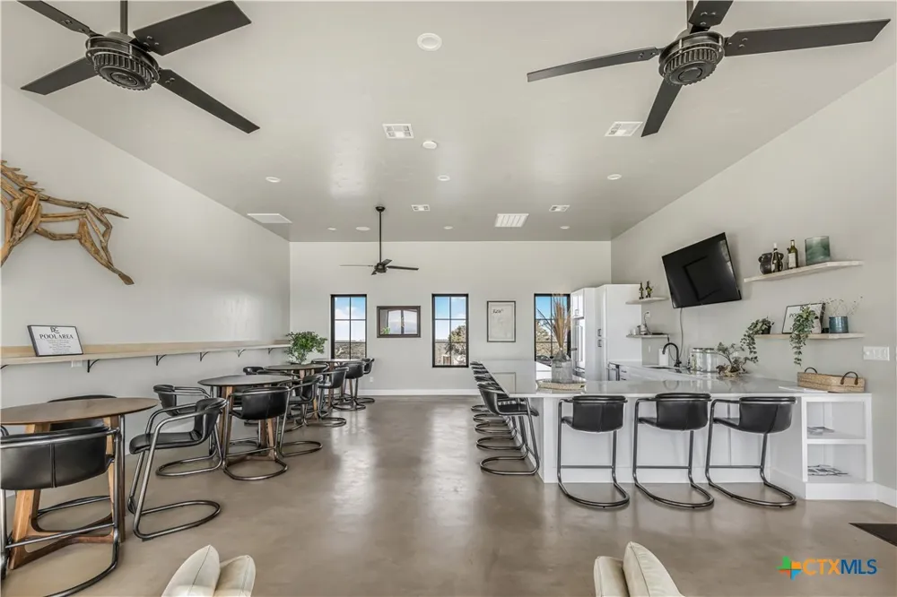 48 Inksview Lane Kingsland, TX 78639