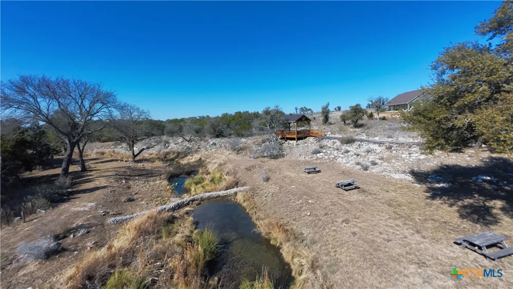 48 Inksview Lane Kingsland, TX 78639