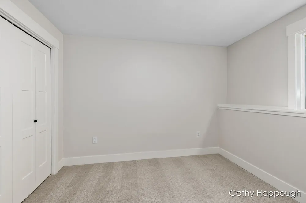 1978 Aspen Valley Lane Ionia, MI 48846