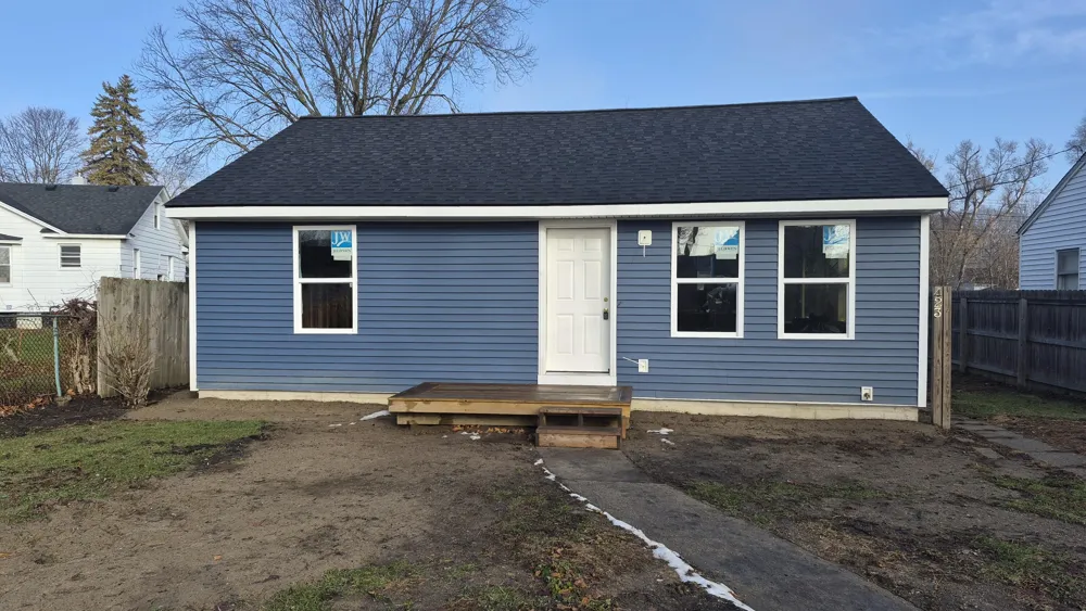 423 Ainsworth Circle