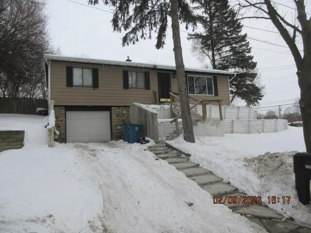 400 Newberg Avenue NW