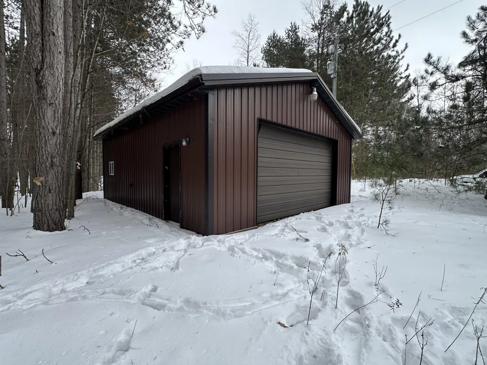 Lakola Road Leroy, MI 49655