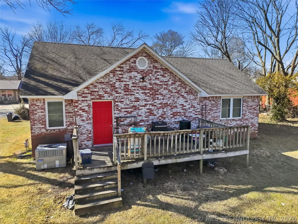 1627 S Locust Avenue Westville, OK 74965