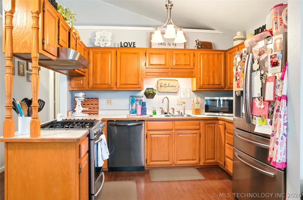 1627 S Locust Avenue Westville, OK 74965